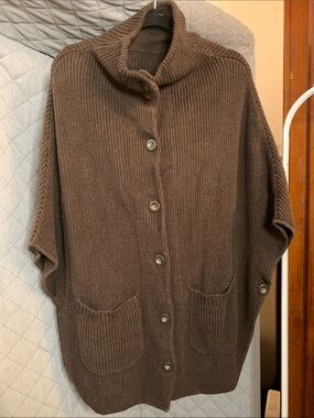 Women’s Brown Button-Up Knit Sweater with Pockets